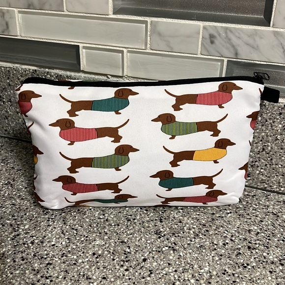 🐾DACHSHUND COSMETIC💄BAG - Picture 10 of 10
